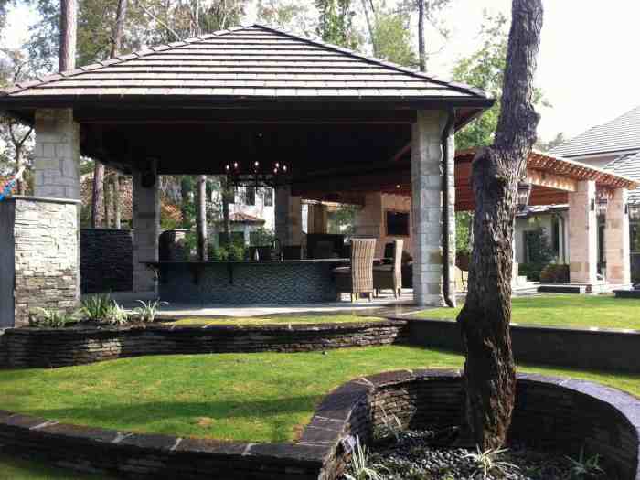 Outdoor living spaces near me