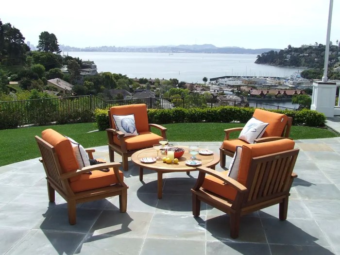 Outdoor living space designers near me